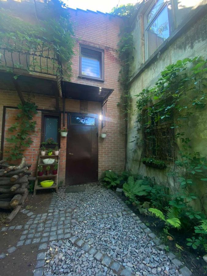 Hostel Danylo Halytskyi Львів Екстер'єр фото