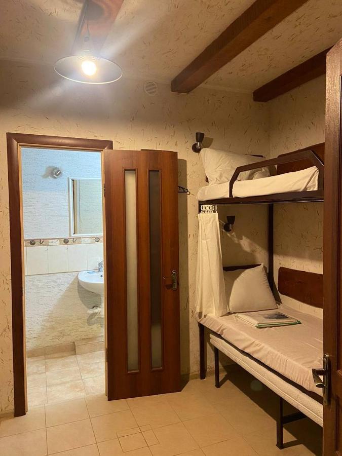 Hostel Danylo Halytskyi Львів Екстер'єр фото